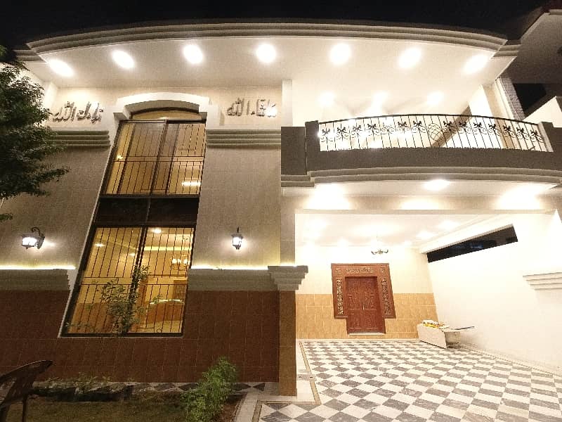 Luxurious 6-Bedroom House In F-11/2, Islamabad 5