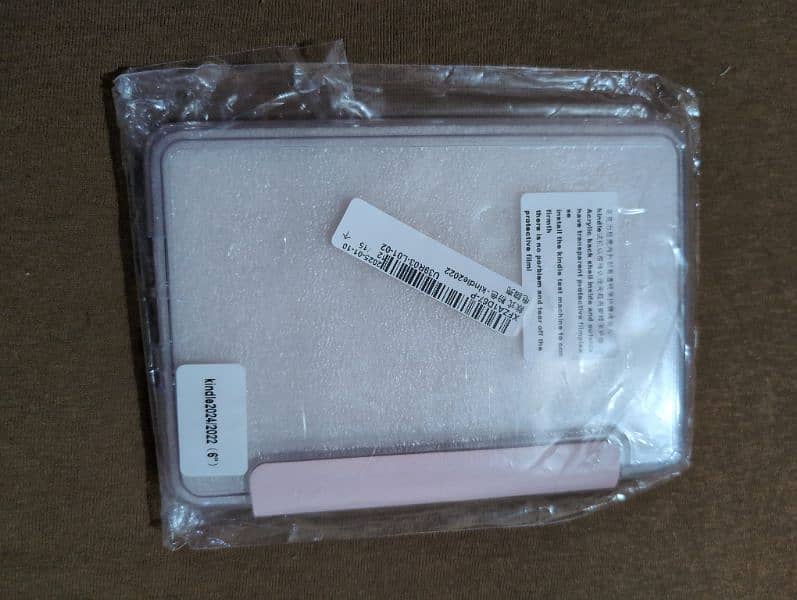 Kindle Paperwhite 2022/2024 6" Acrylic back + pink flap case 1