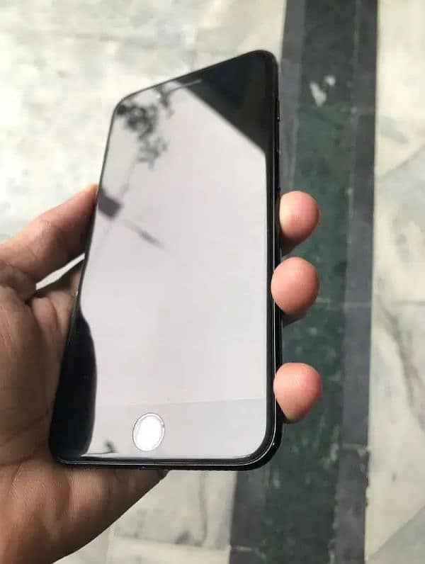 i want to sale i phone 7 plus pta approved 128 gb 10