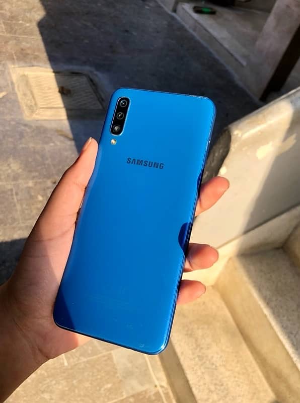 Samsung Galaxy A50 NON PTA 3