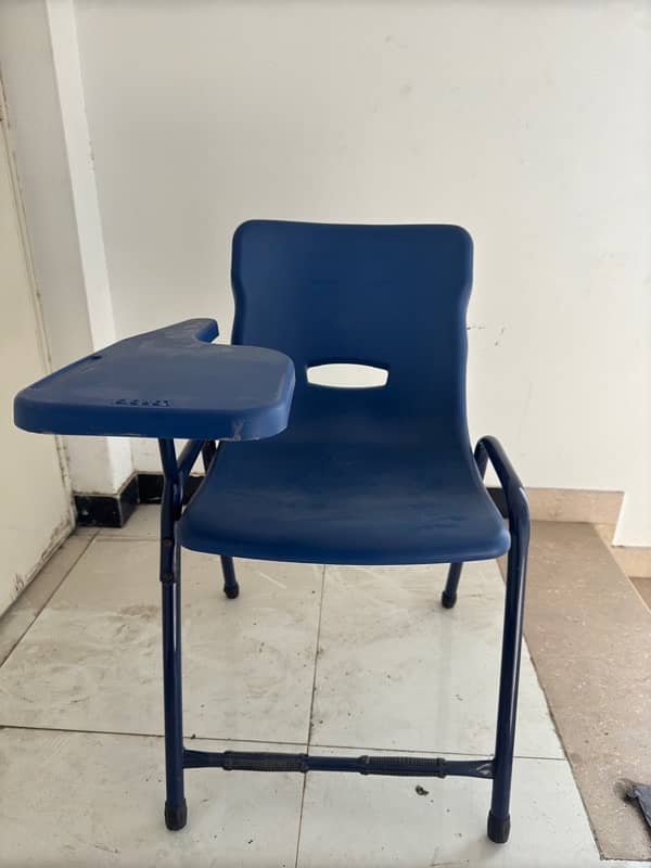 Student chairs 0