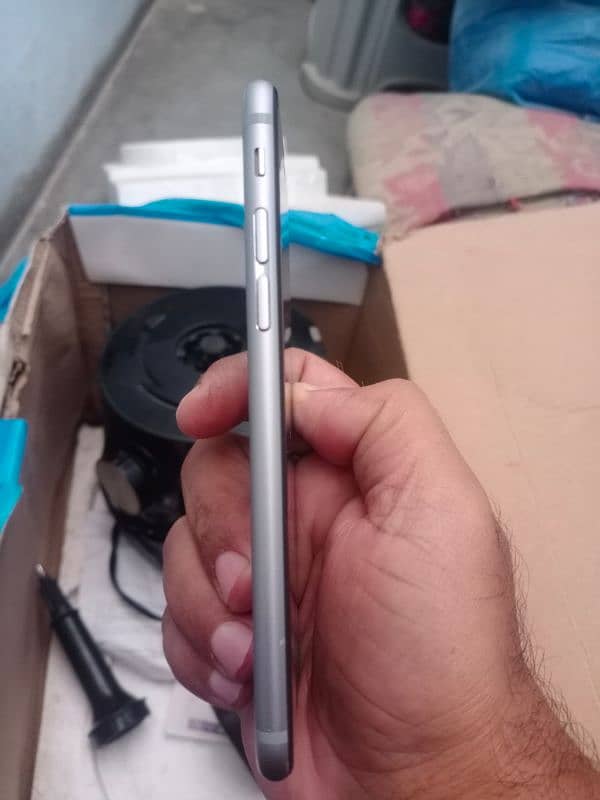 Iphone 6s New condition 16gb ram 2