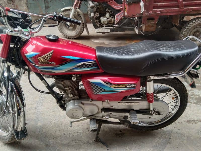 Honda 125 New Sticker 2024 Model 3