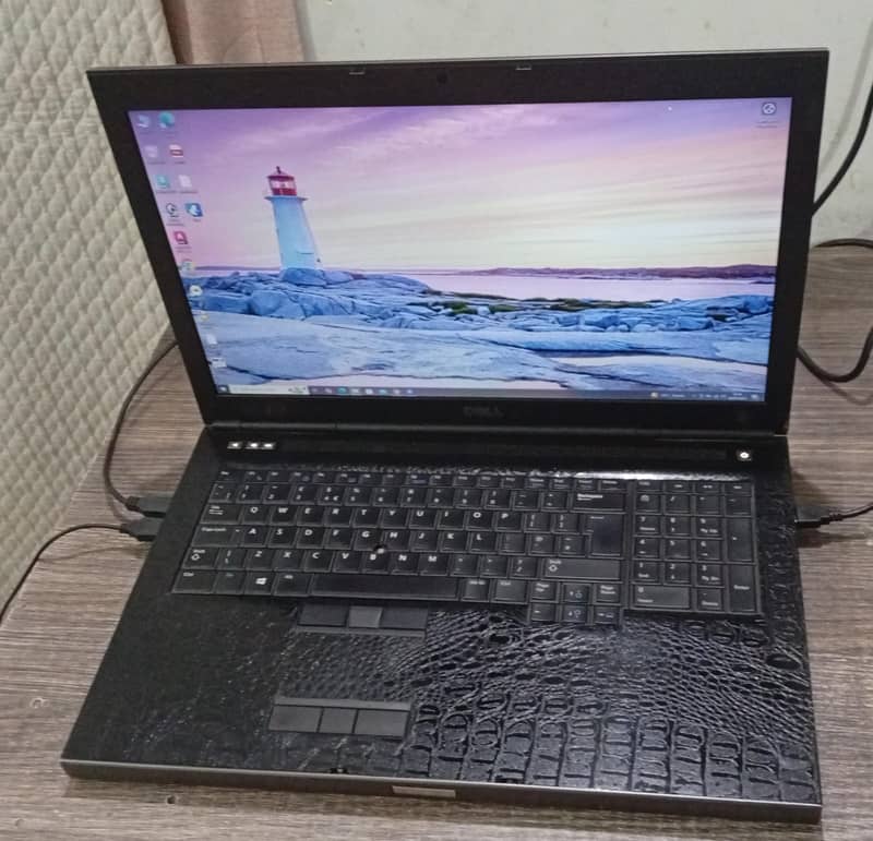 DELL M6800 4TH GEN 16GB/128SSD  / 500 GB  / 4GB NVIDIA LUSH CONDITION 0