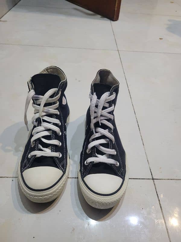 Converse high tops chuck-taylor edition 0