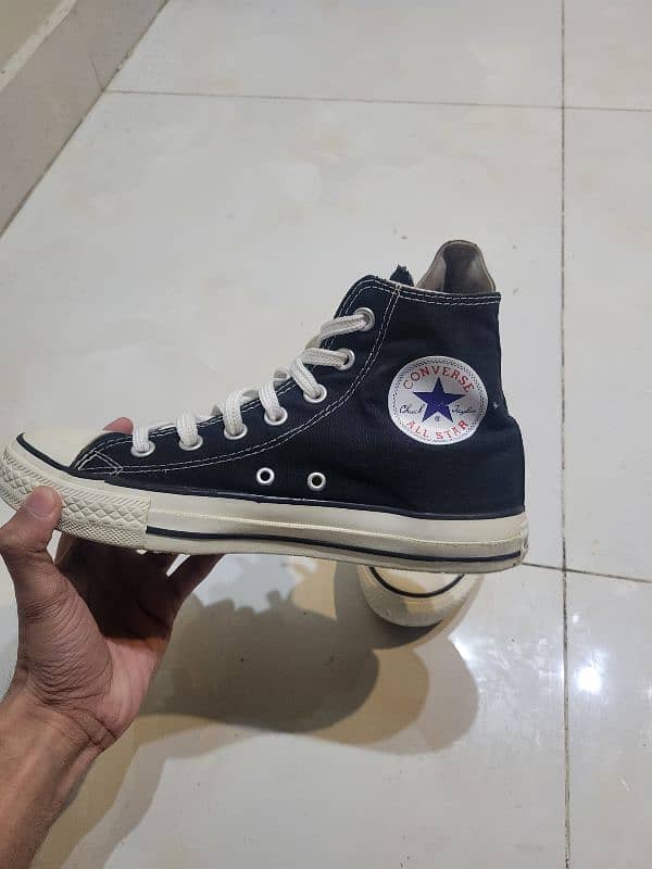 Converse high tops chuck-taylor edition 2