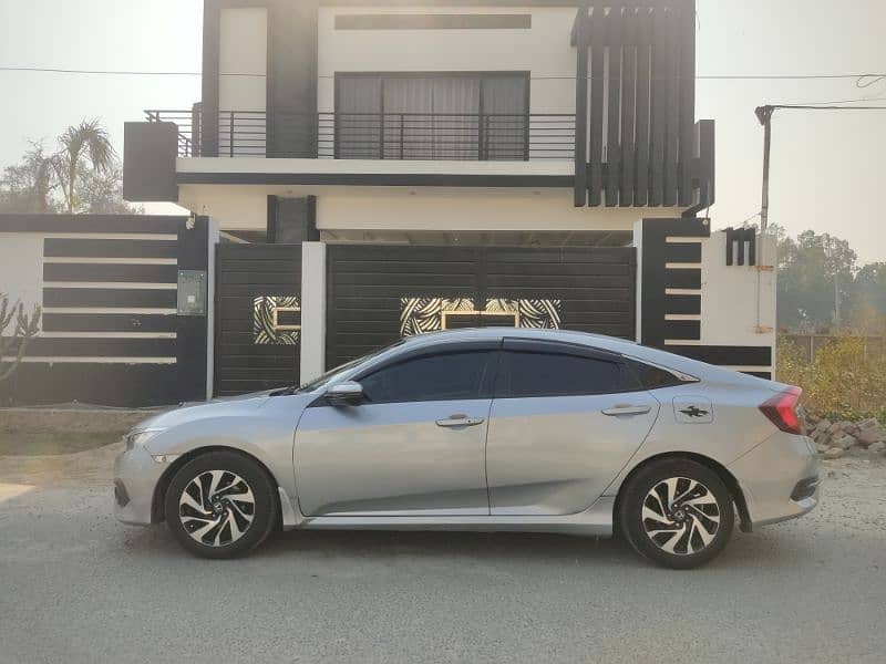 Honda Civic Oriel 2017 3