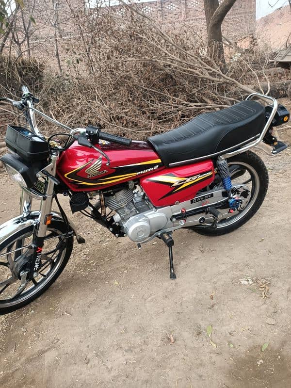 honda 125 brand new condition 4