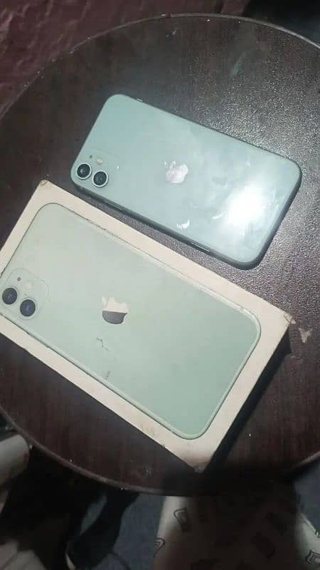 iPhone 11 128GB Non Pta 9