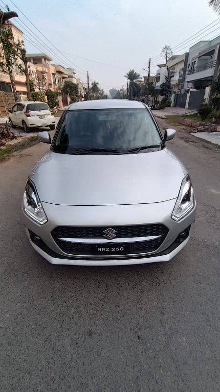 Suzuki Swift 2024 GLX Full Option 1