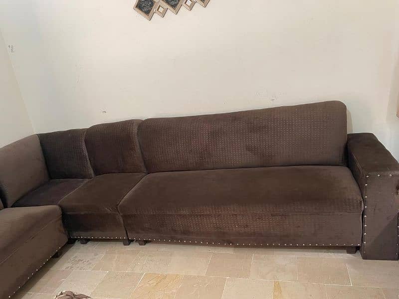 L shape sofa 0