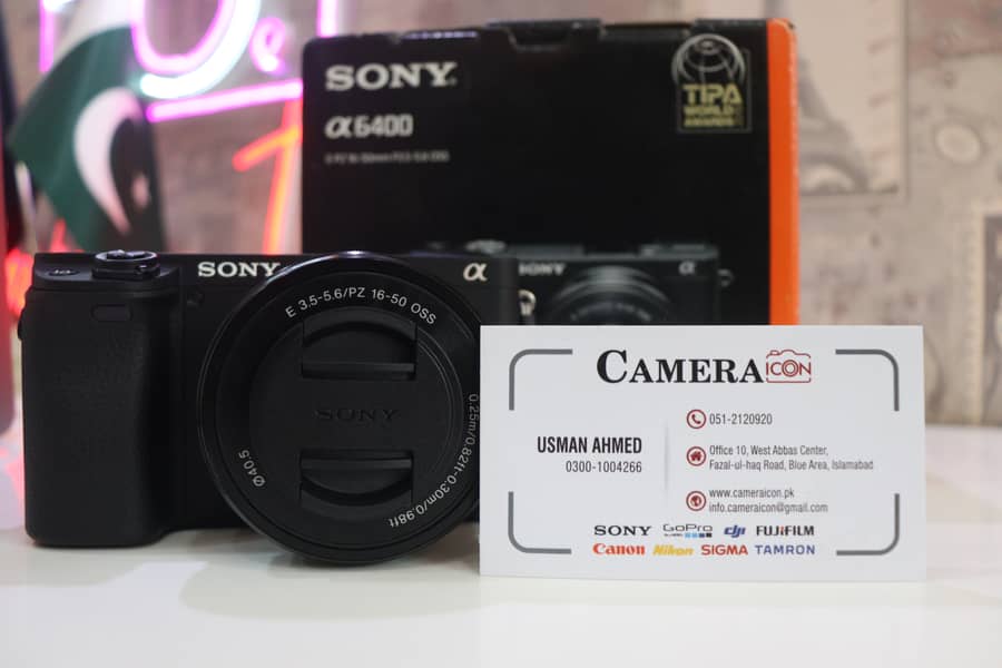 Sony A6400 With 16-50mm Lens 0