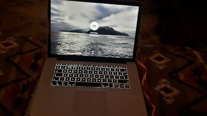 mac book pro 2015 i7 15 inch retina display 3