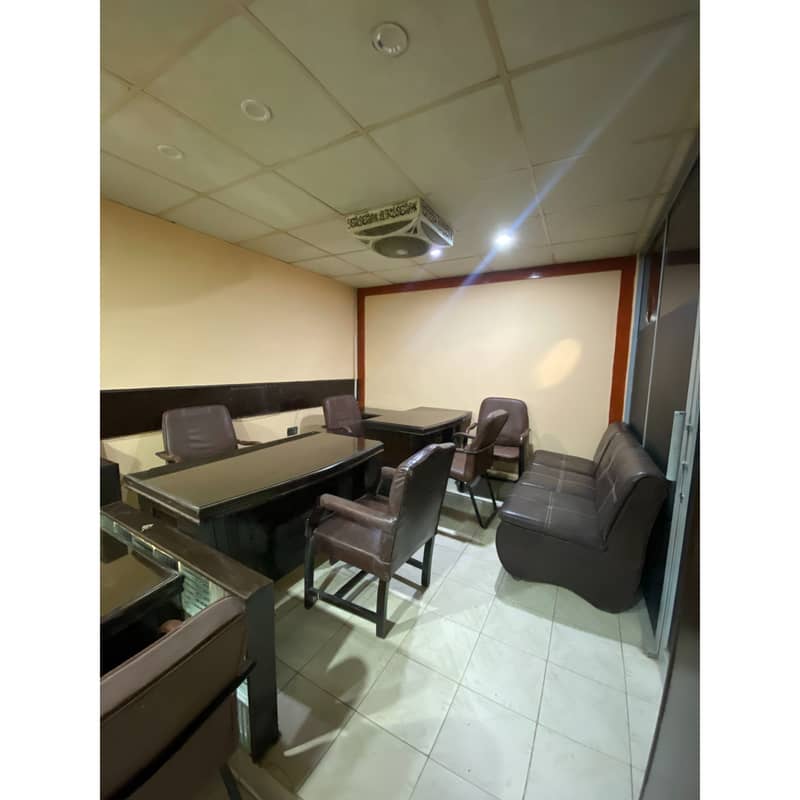 FULLY FURNISHED OFFICE AVAILABLE FOR RENT GROUND FLOOR ( OPPOSITE TO PIA GARDEN / ADJACENT TO USMANIA RESTAURANT) 0