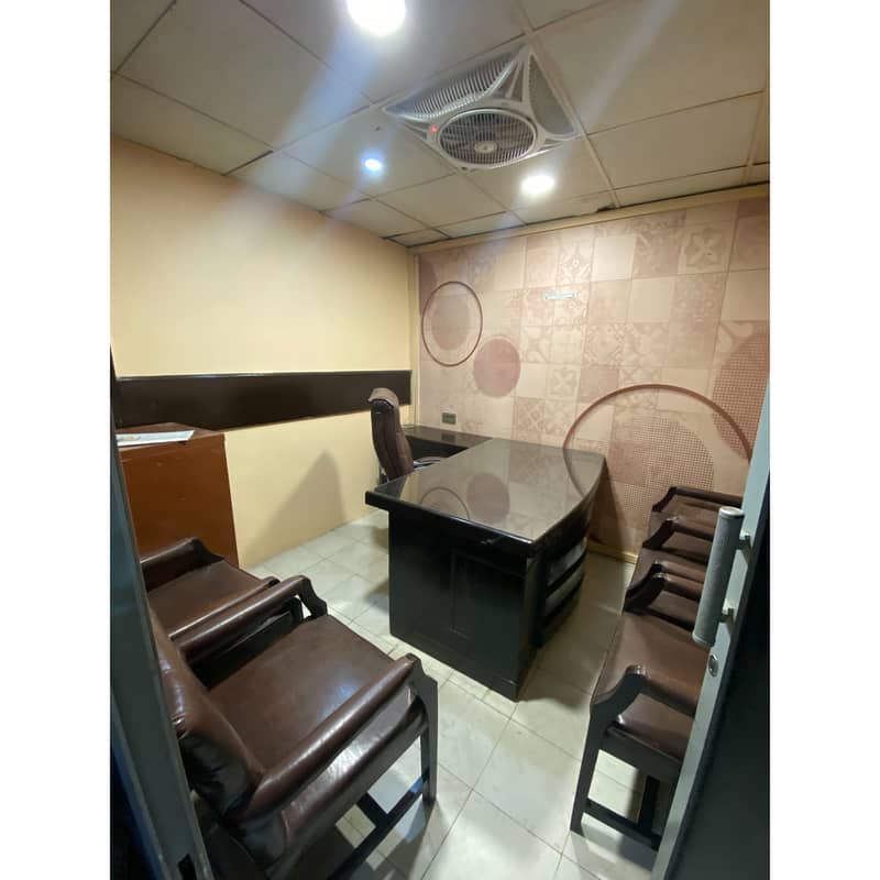 FULLY FURNISHED OFFICE AVAILABLE FOR RENT GROUND FLOOR ( OPPOSITE TO PIA GARDEN / ADJACENT TO USMANIA RESTAURANT) 3