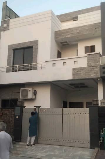 Citi Housing Society House Sized 5 Marla For Rent 0