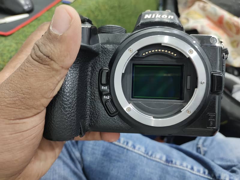 Nikon Z5 6 lac Shutter count URGENT SALE 6