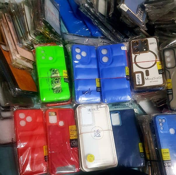 Mobile Back Covers (سارے اکٹھے بیچنے ہیں) 0300/8429123 5