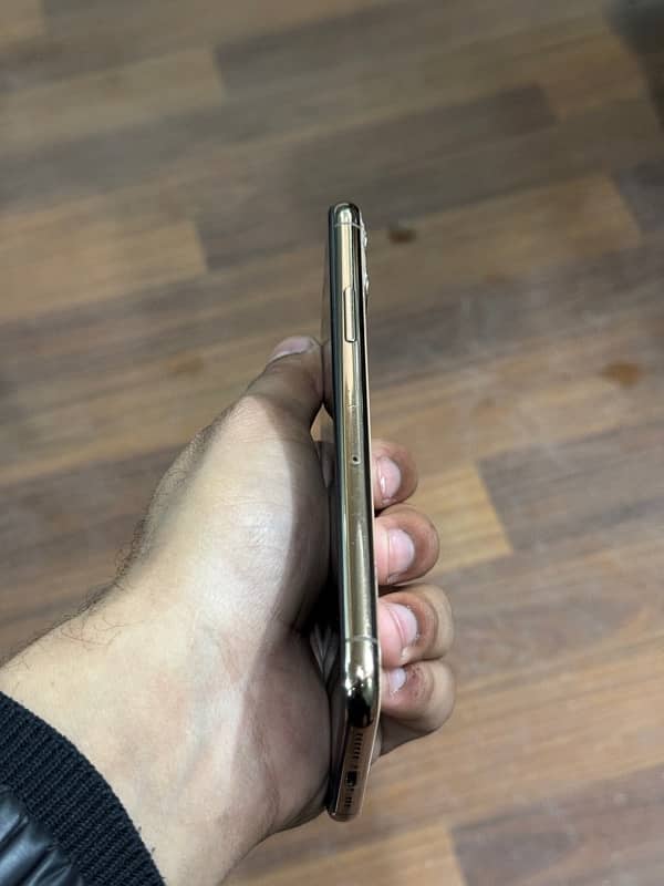 Iphone 11 pro Dual sim PTA 6