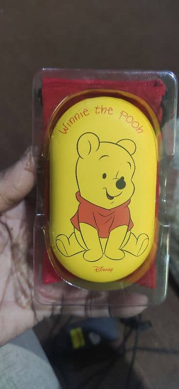 Winnie the Pooh handwarmer+4300 mah powerbank 1