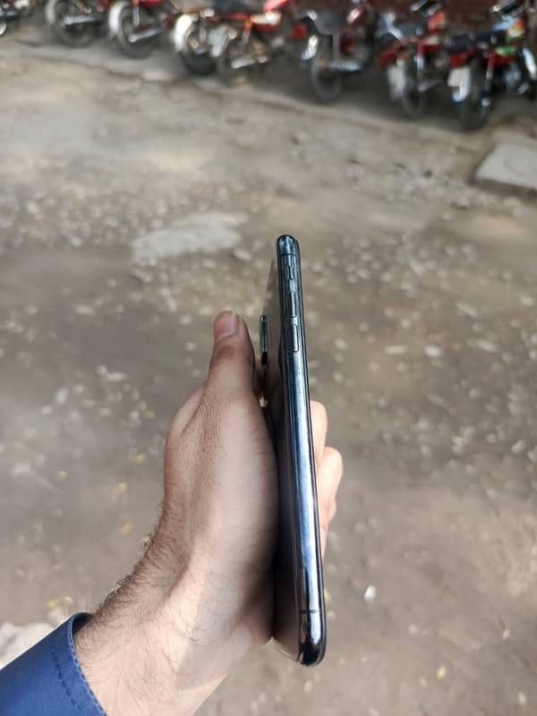 iphone xs max non pta 1