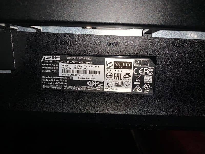 Asus lcd 22 inch 1