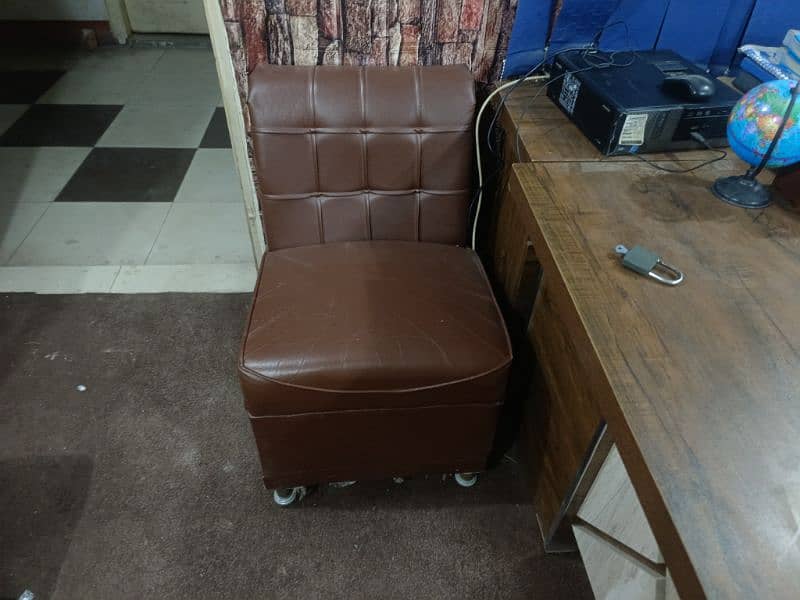 Office furniture 1