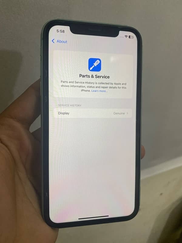 iphone 11 128 gb  mint condition jv 4