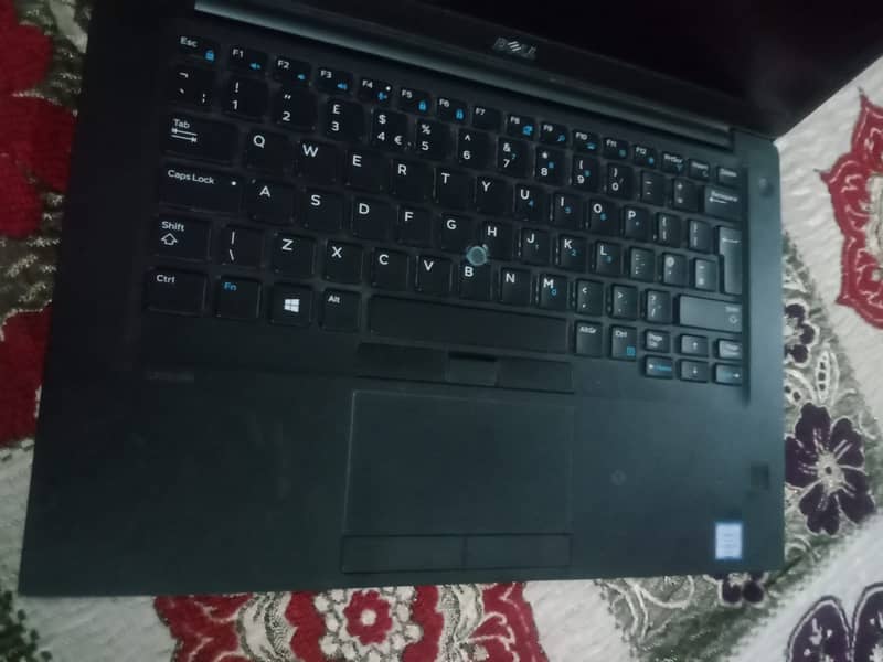 Dell I5\6th Generation Black Slightly used 10\10 condition 3