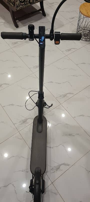 Xiaomi Mi Electric Scooter 1S 8