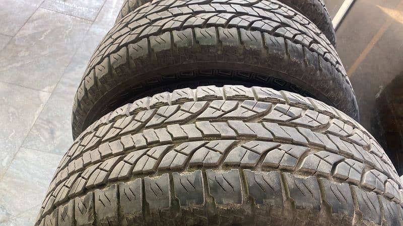 yokohama geolander landcruiser tyres 1