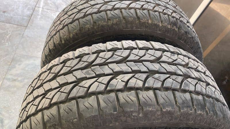 yokohama geolander landcruiser tyres 3