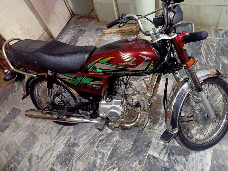 Honda CD70 3