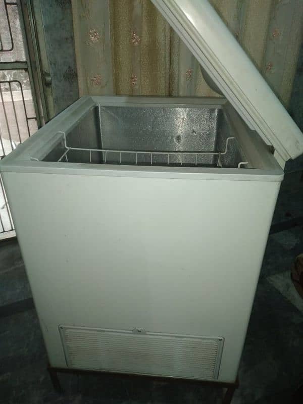 Haier Deep Freezer single door Home use 2 months 3