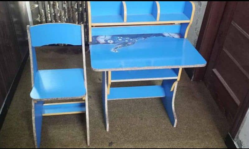 KIDS CHAIR & TABLE Sale 0