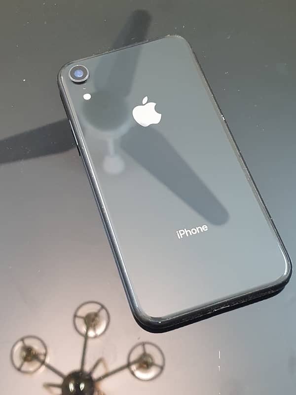 ORIGINAL IPHONE XR DUAL SIM PTA APPROVED WITH BOX 1