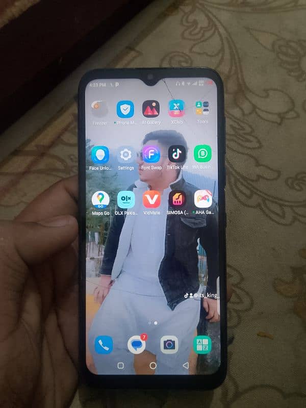 Infinix smart 4 1 16 gb all ok sab kuch sarif tuch brek pik ma dkh lo 1