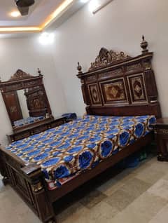 Chinioti Bed Set In Karachi, Side Tables, Dressing & Closet