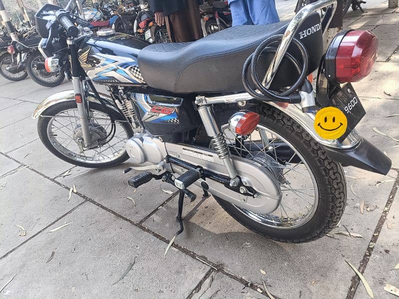 HONDA CG125 for SALE . 6