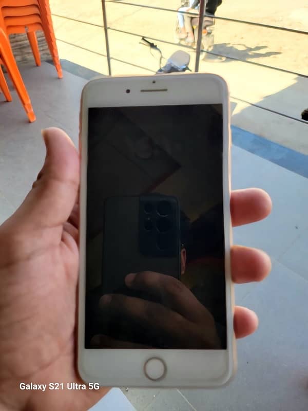 Iphone 8 plus 10/10 condition 1