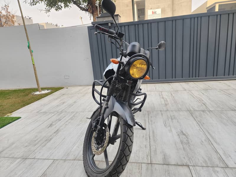 Yamaha YBR 125G 2018 3