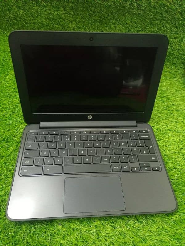 Hp G4 Touch screen chromebook windows 10  fresh condition 2