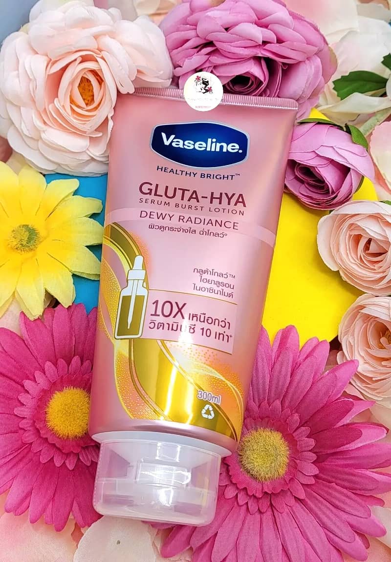 Vaseline Healthy Bright Gluta-HYA Serum Burst Lotion Dewy Radiance 300 2