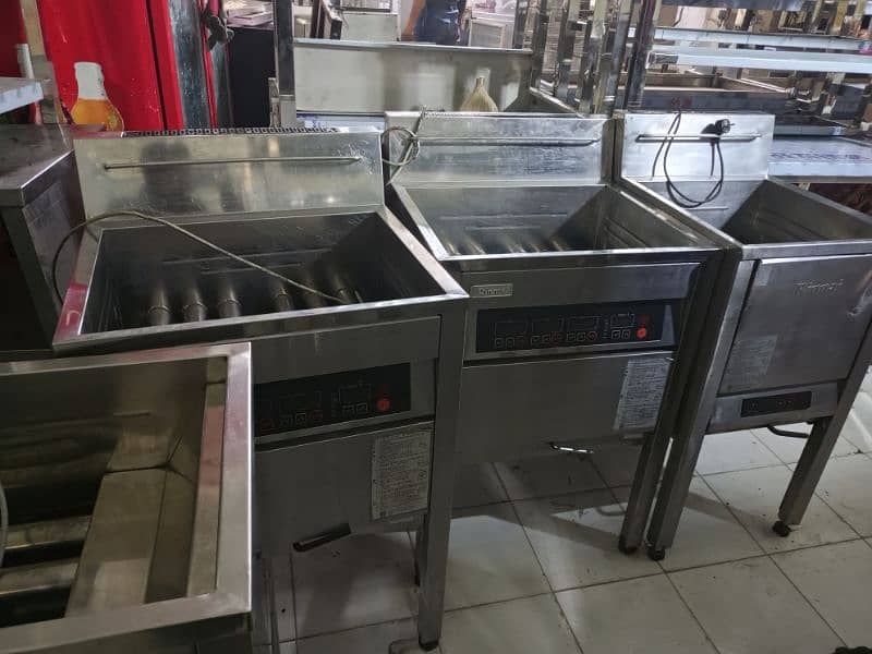 Rennai Fryer Impoted Available/pizza oven/conveyor oven/fryer/hotplate 5