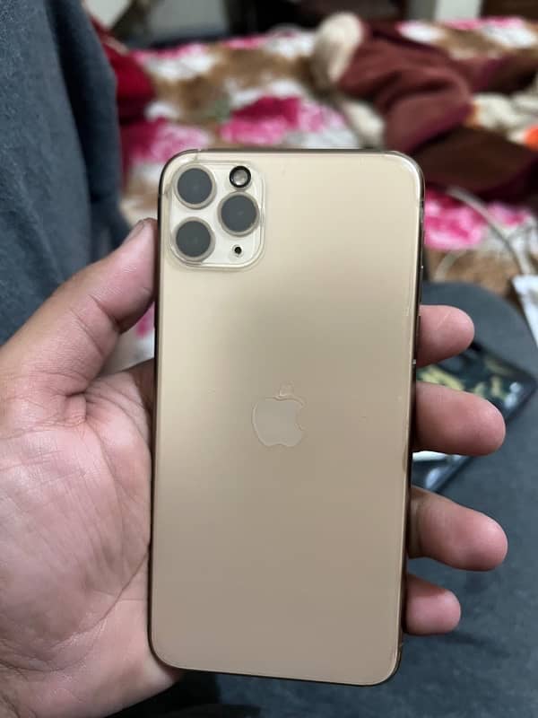 iphone 11 pro max 64 gb golden colour 2