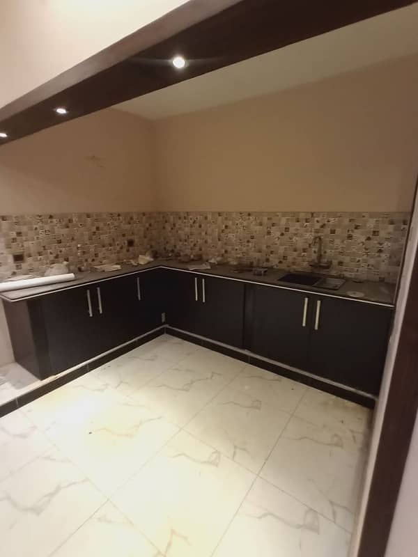 *Portion For Rent At Bahadurabad Near Zameer Ansari & Kokan Park* 6