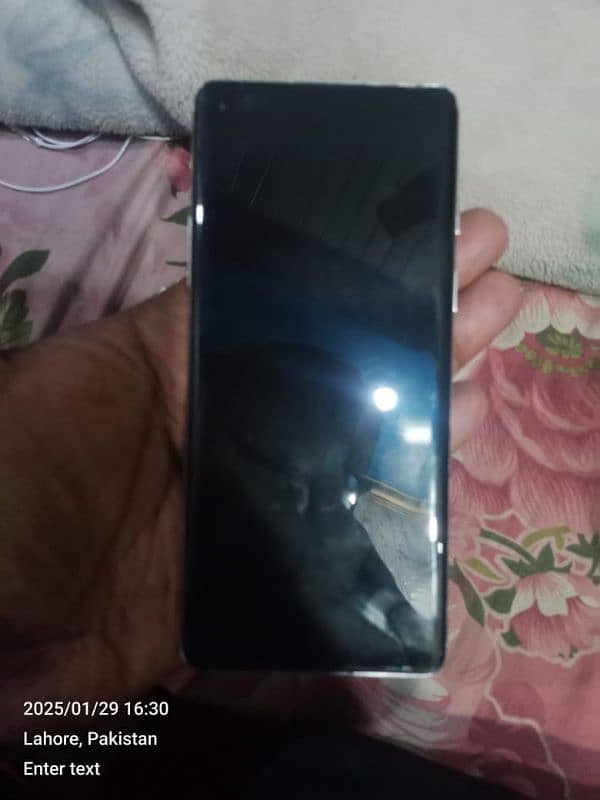 one plus 8 with charger without box condition good 5