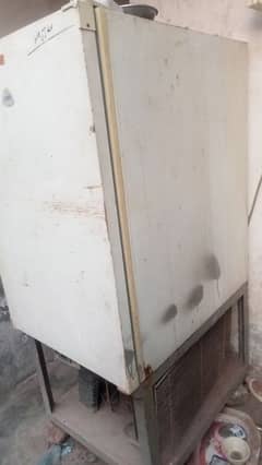 Plate freezer