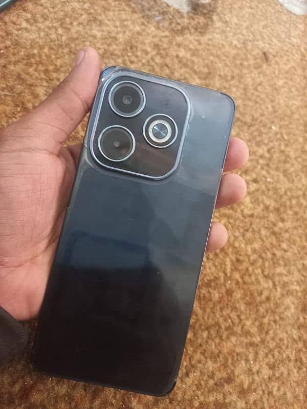 Infinix hot40i 8+8/128 condition 10/9.5 1