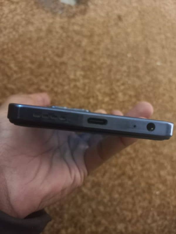 Infinix hot40i 8+8/128 condition 10/9.5 2